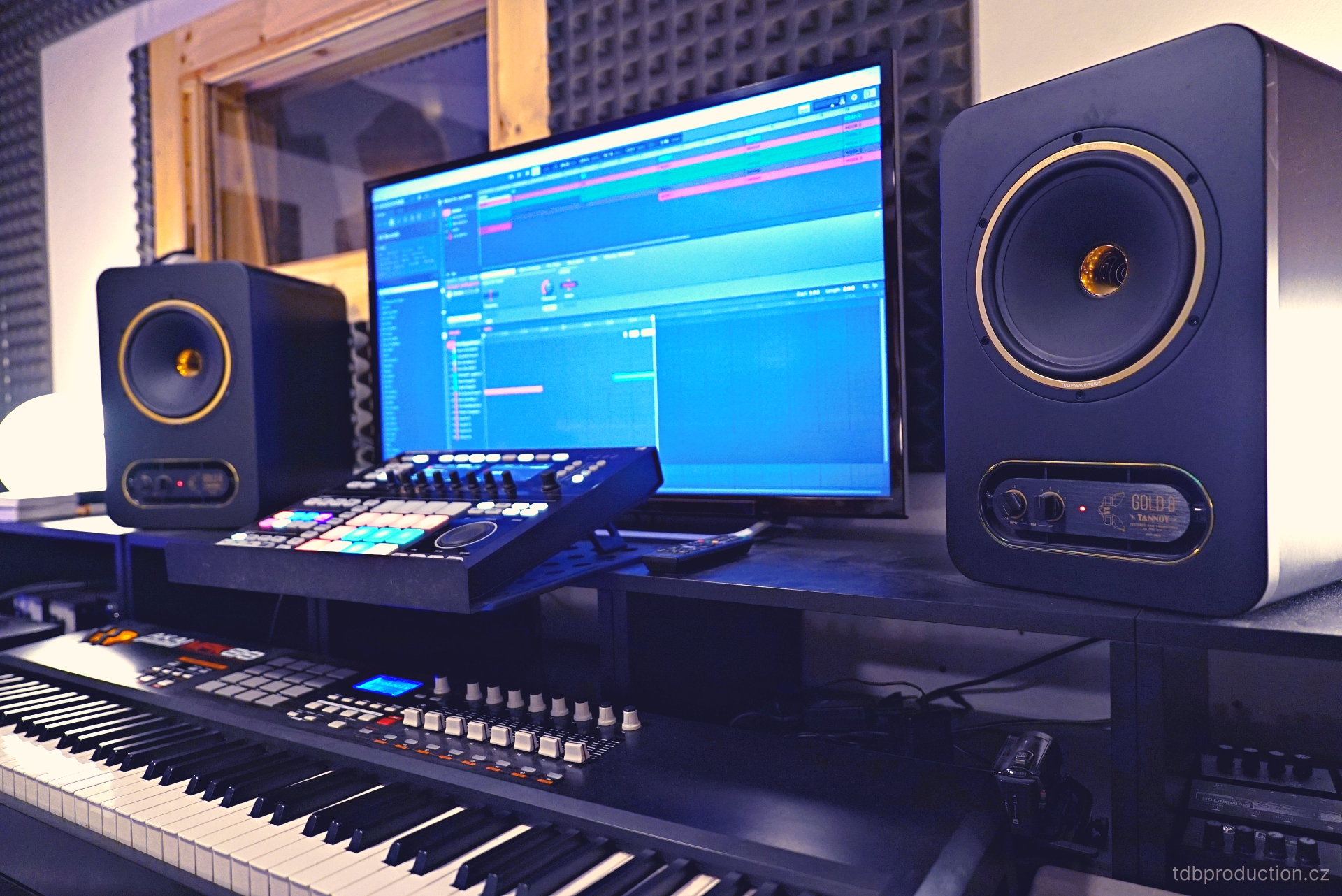 TdB Production - Nahrávací studio a videoprodukce Praha - KEYBOARDS DJ